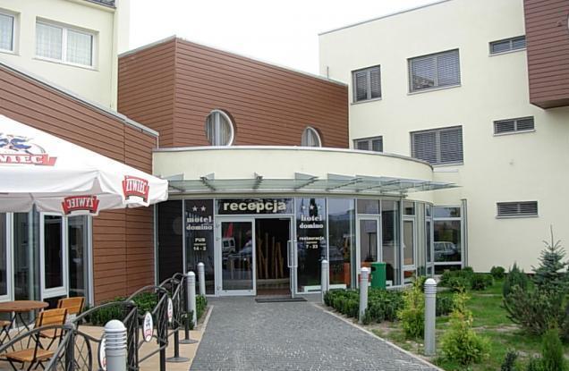 Hotel Domino Niemodlin Exterior photo